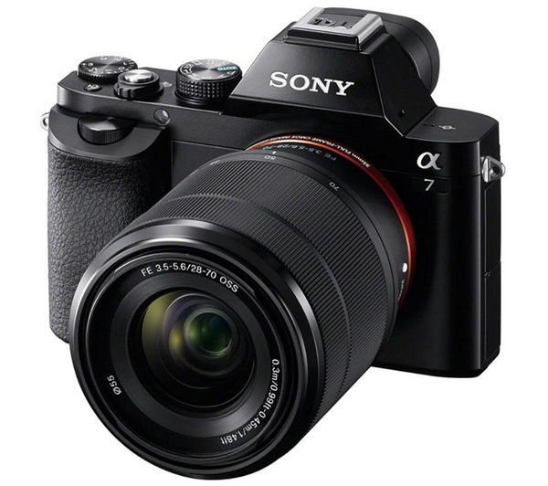 SONY a7 Compact System Camera with 28-70 mm f/3.5-5.6 Zoom Lens