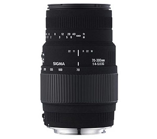 SIGMA 70-300 mm f/4-5.6 DG Telephoto Zoom Lens with Macro - for Nikon